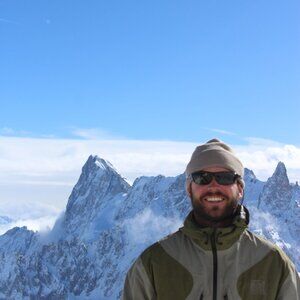 Meet your Posher, Alex